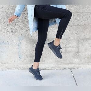 Allbirds Charcoal Gray Tree Runners Sneakers Size 8